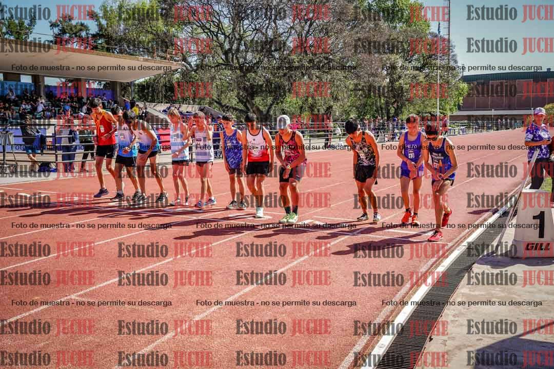 Fotos de los 2400 m de varones