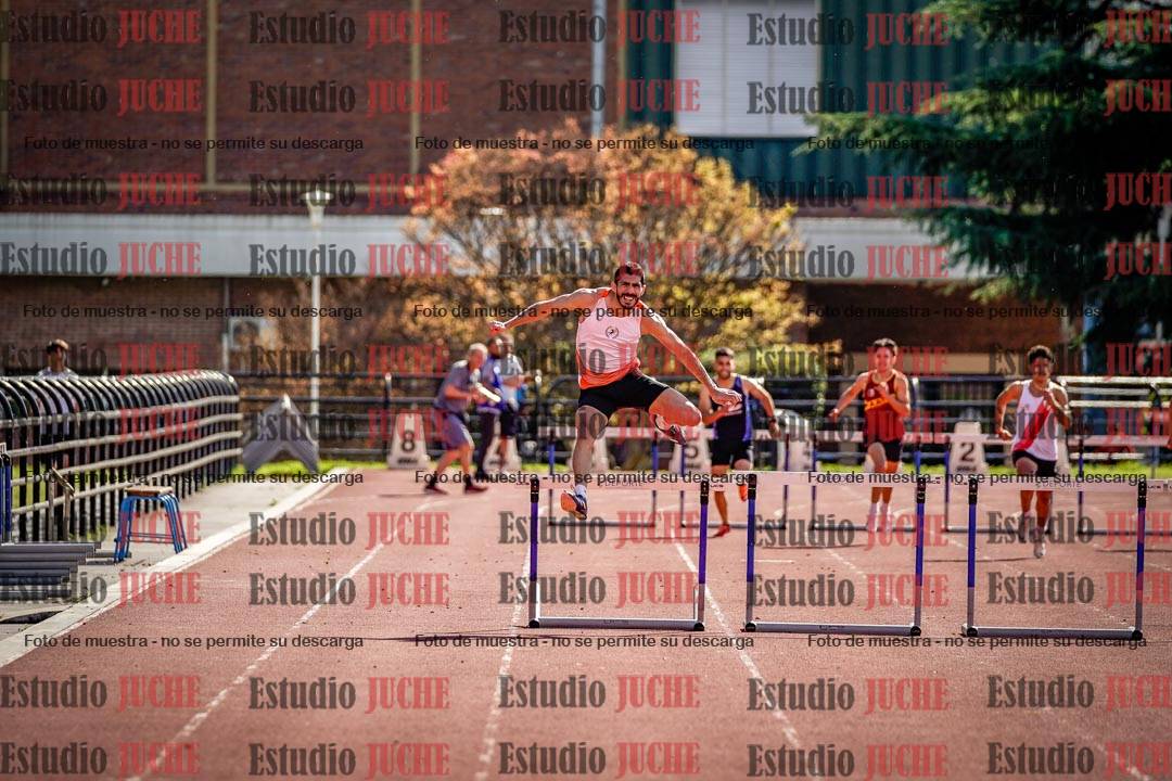 Fotos de los 400 m con vallas de varones