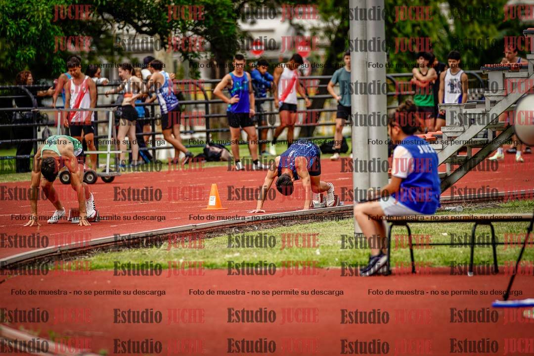 Fotos de los 200 m llanos de varones