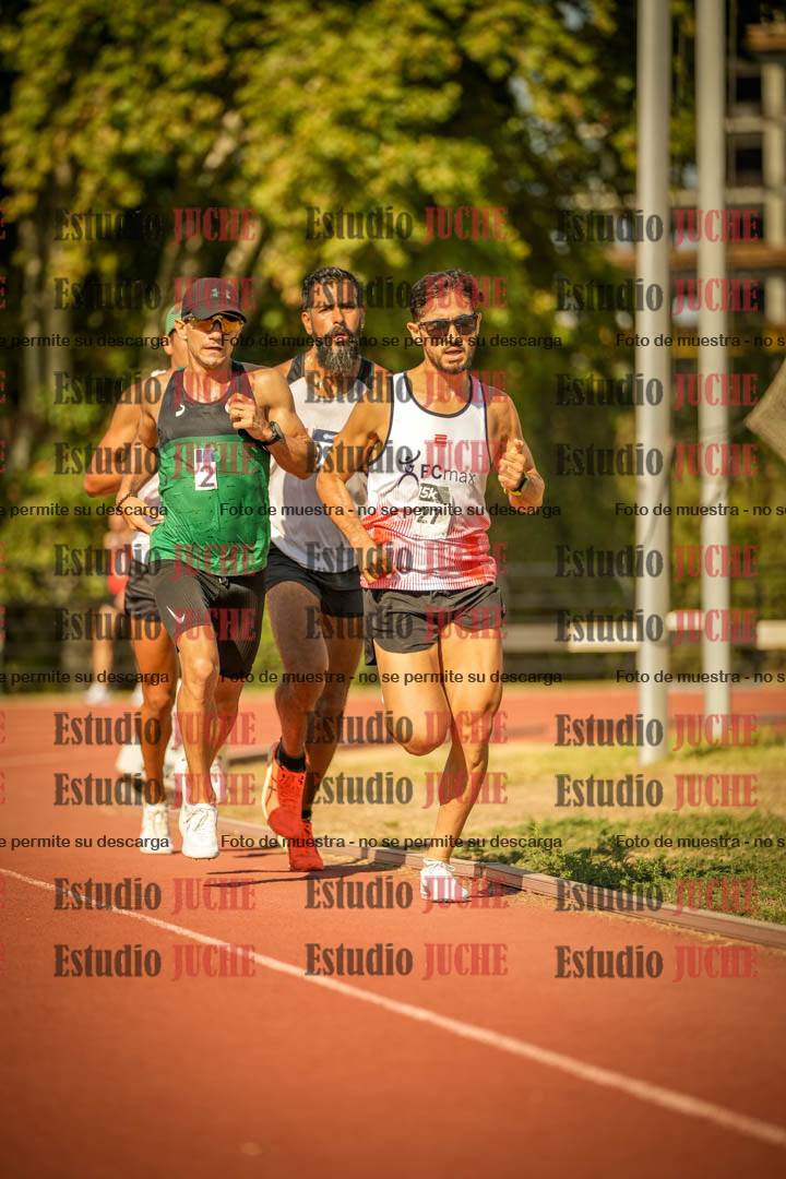 Fotos de los 3000 m llanos de varones
