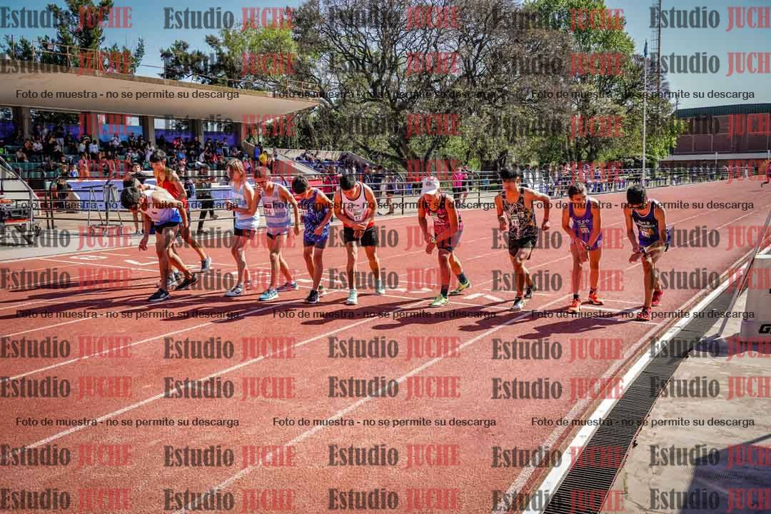 Fotos de los 2400 m de varones