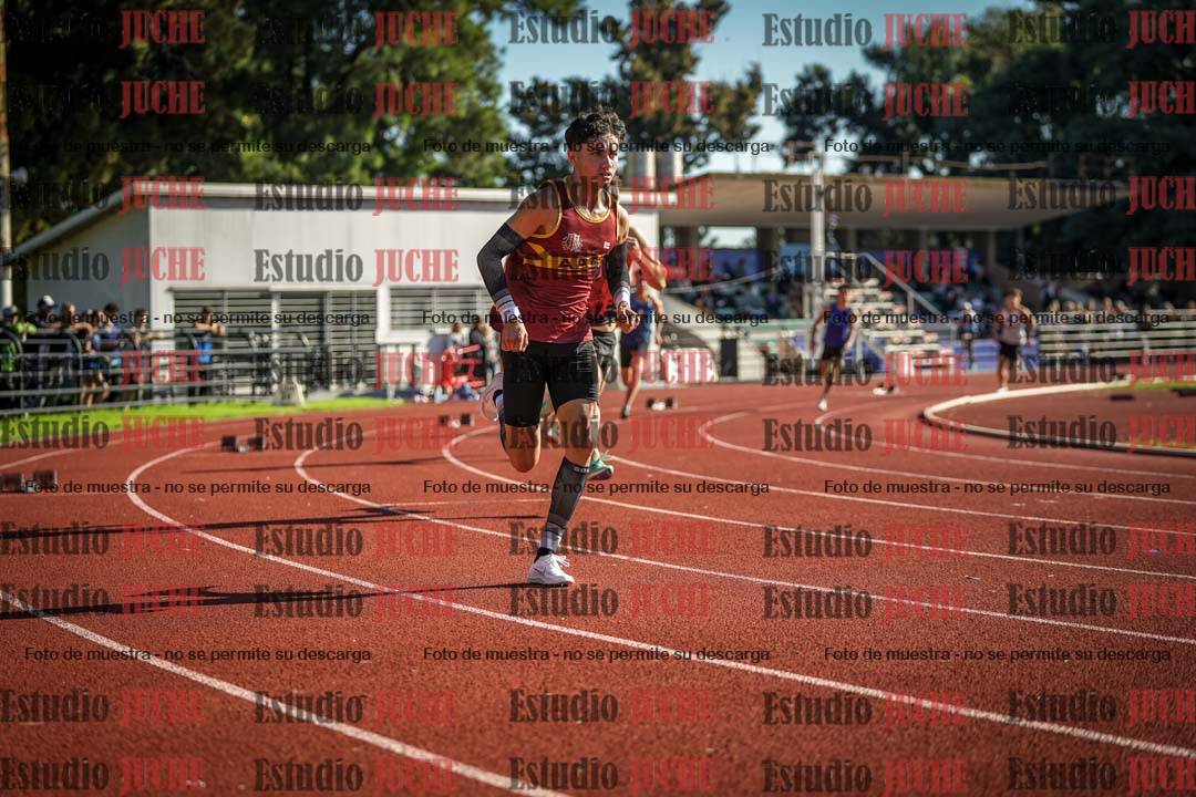 Fotos de los 400 m con vallas de varones