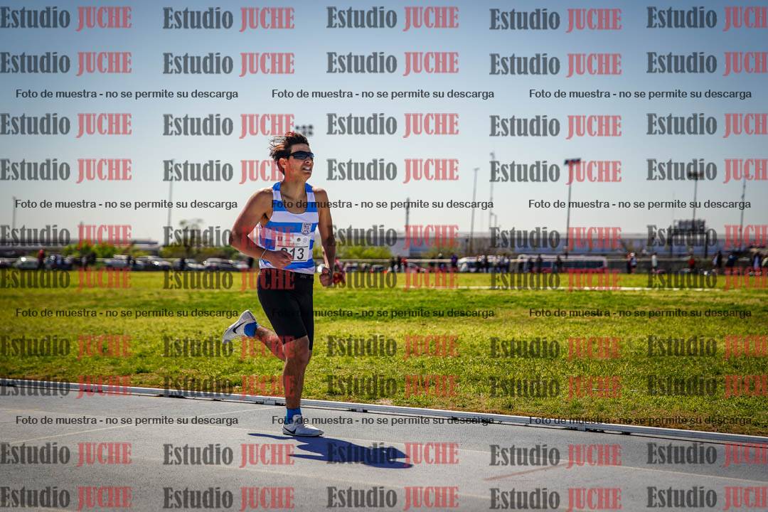 Fotos de los 600 m llanos de varones
