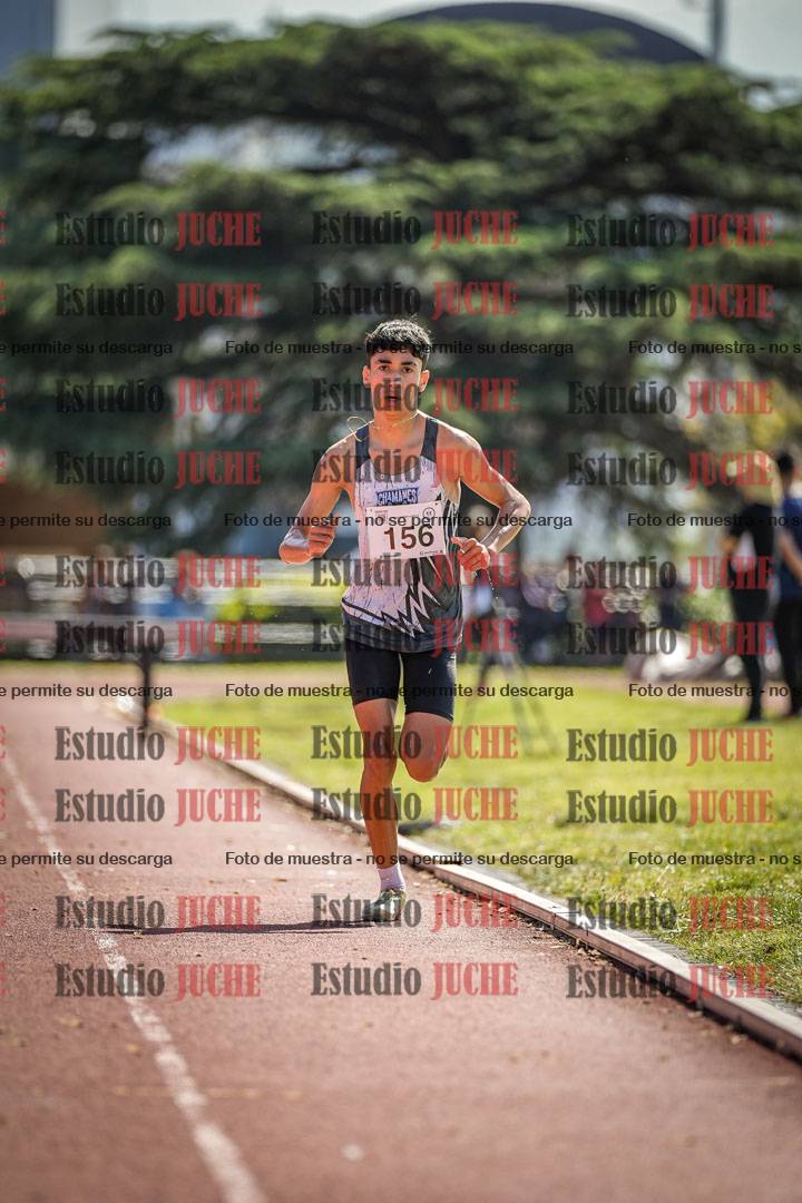 Fotos de los 1500 m con obstáculos de varones