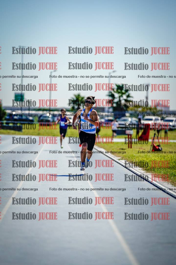 Fotos de los 600 m llanos de varones