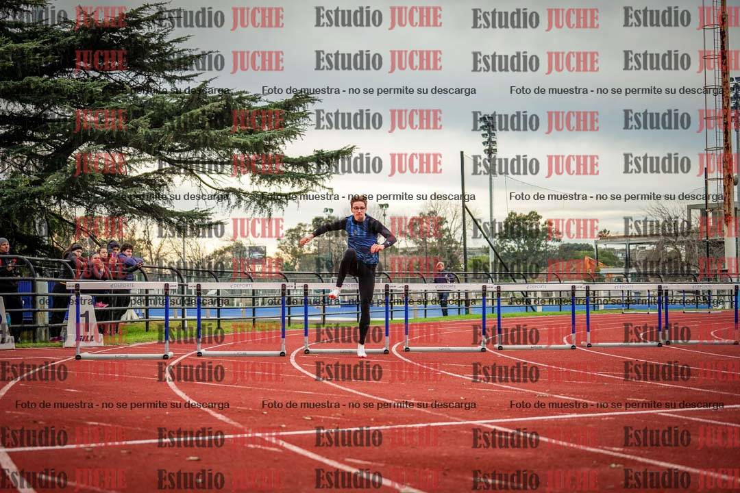Fotos de los 400 m con vallas de varones