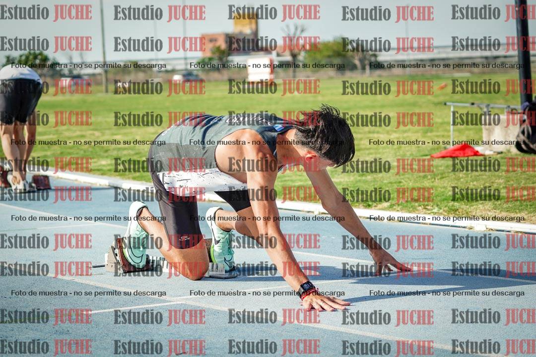 Fotos de los 400 m llanos de varones