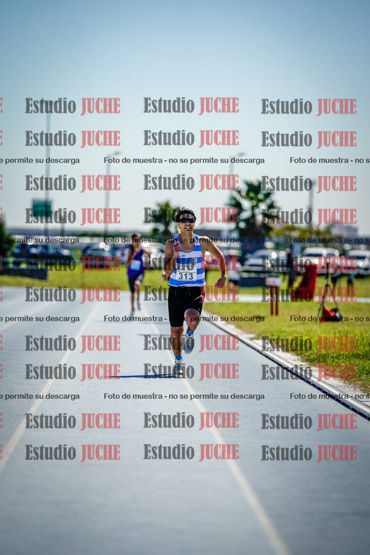 Fotos de los 600 m llanos de varones