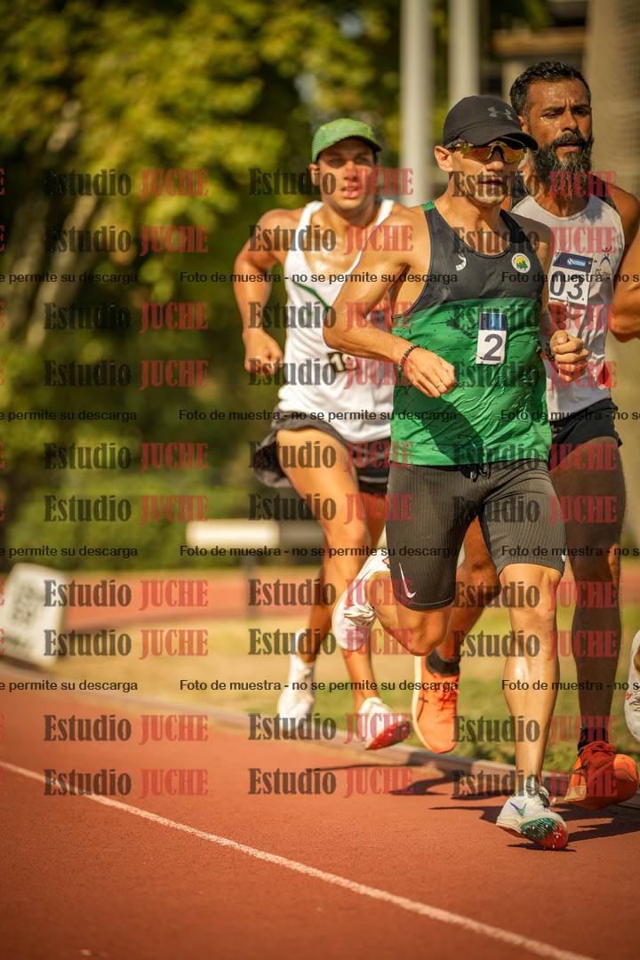 Fotos de los 3000 m llanos de varones