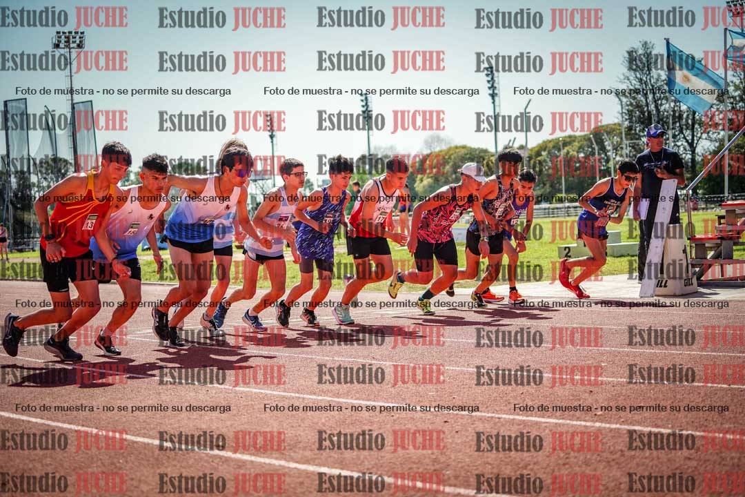 Fotos de los 2400 m de varones