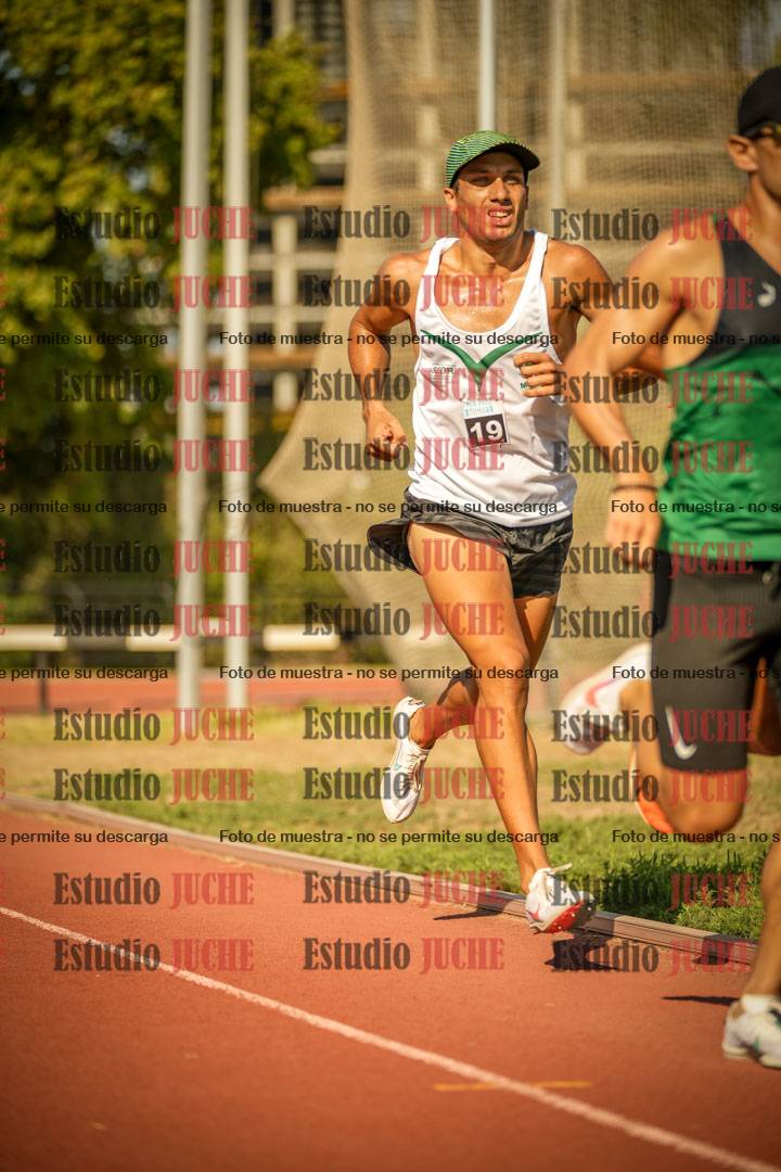 Fotos de los 3000 m llanos de varones
