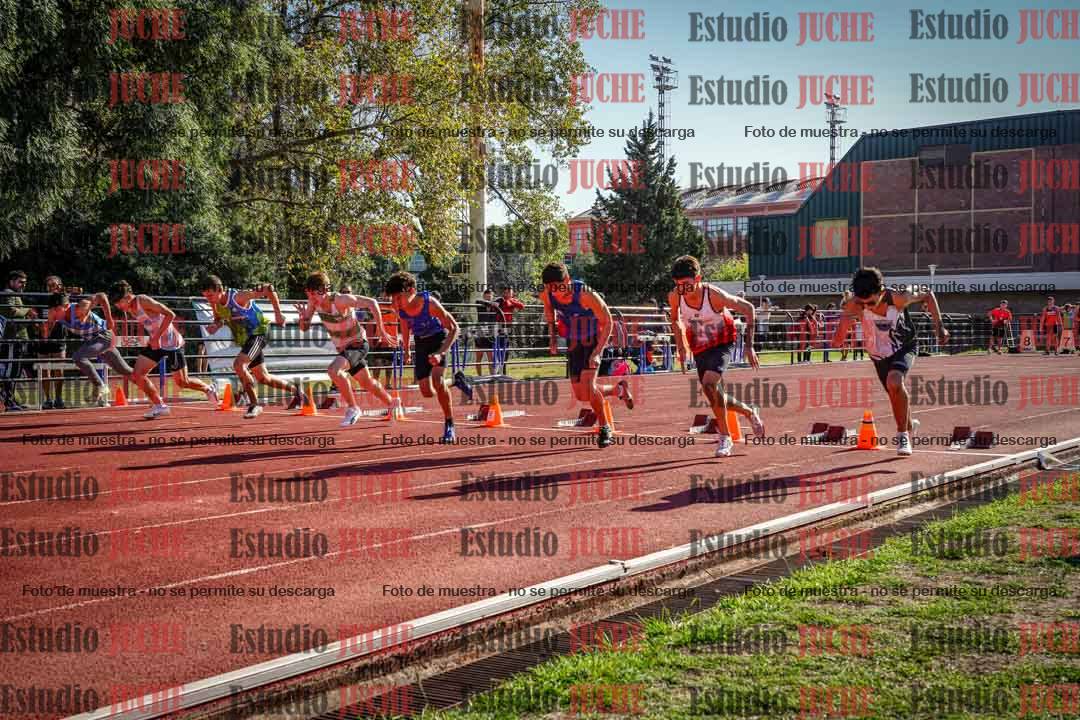 Fotos de los 80 m llanos de varones