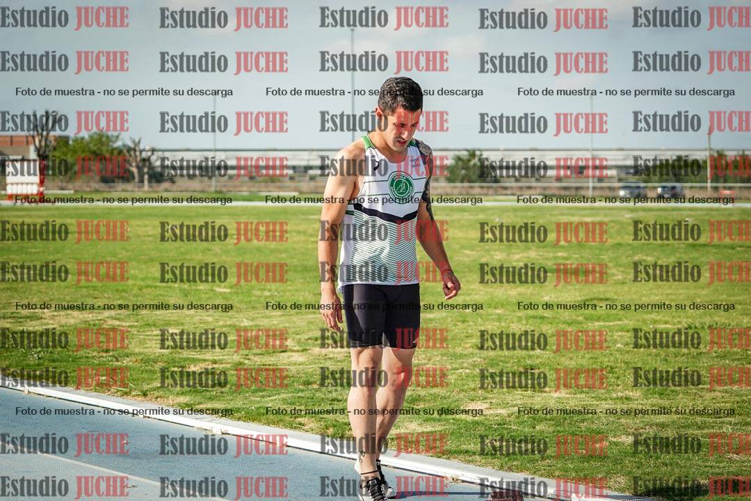 Fotos de los 400 m llanos de varones