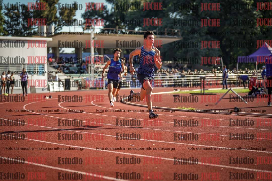 Fotos de los 400 m con vallas de varones