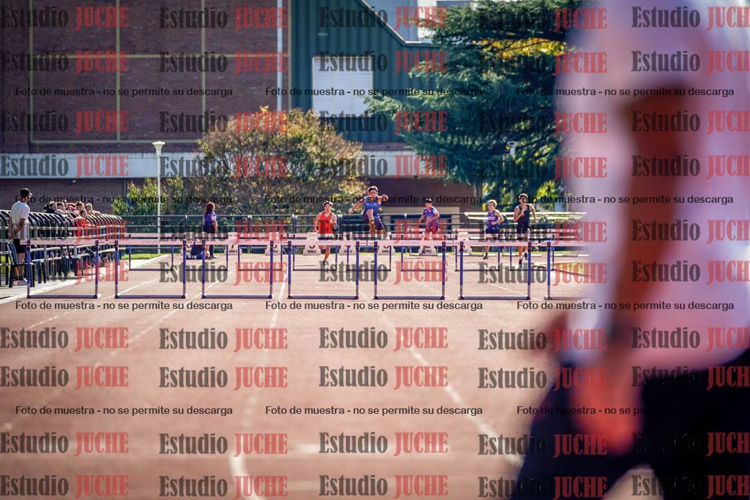 Fotos de los 400 m con vallas de varones