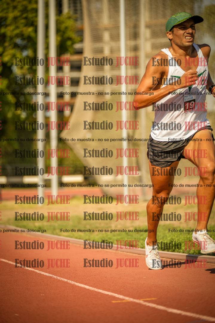 Fotos de los 3000 m llanos de varones