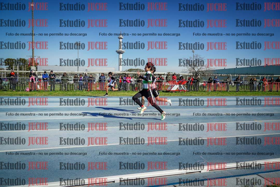 Fotos de los 80 m llanos de varones - U14