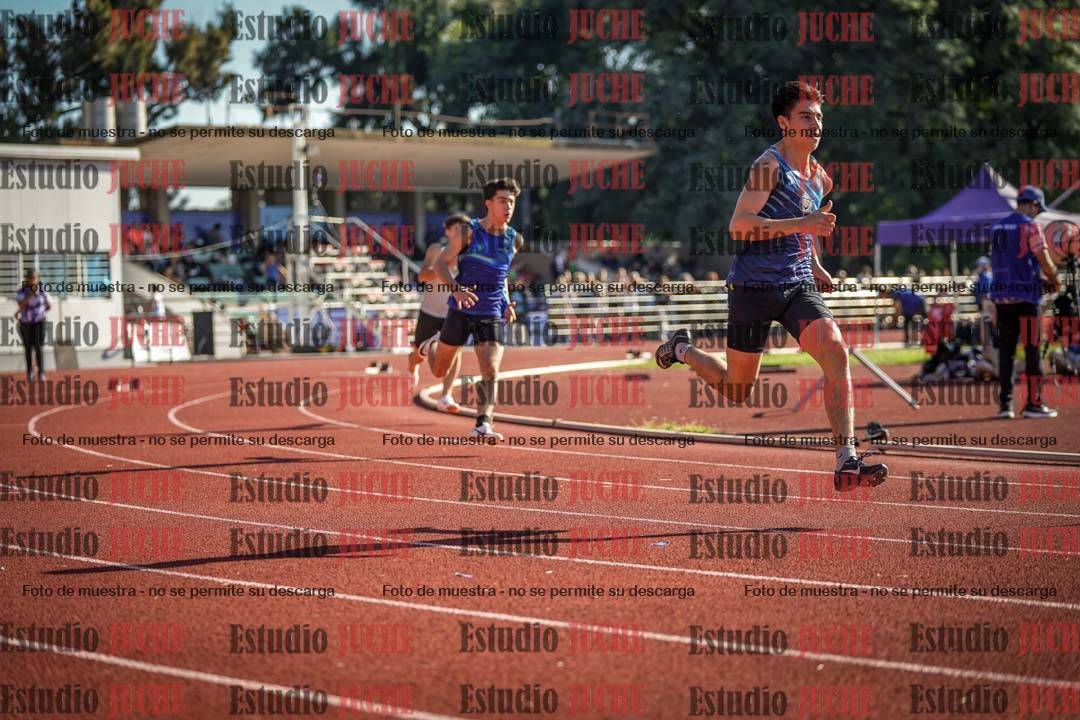 Fotos de los 400 m con vallas de varones