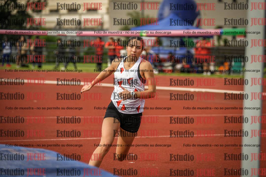 Fotos del salto en alto de mujeres - heptatlón 2