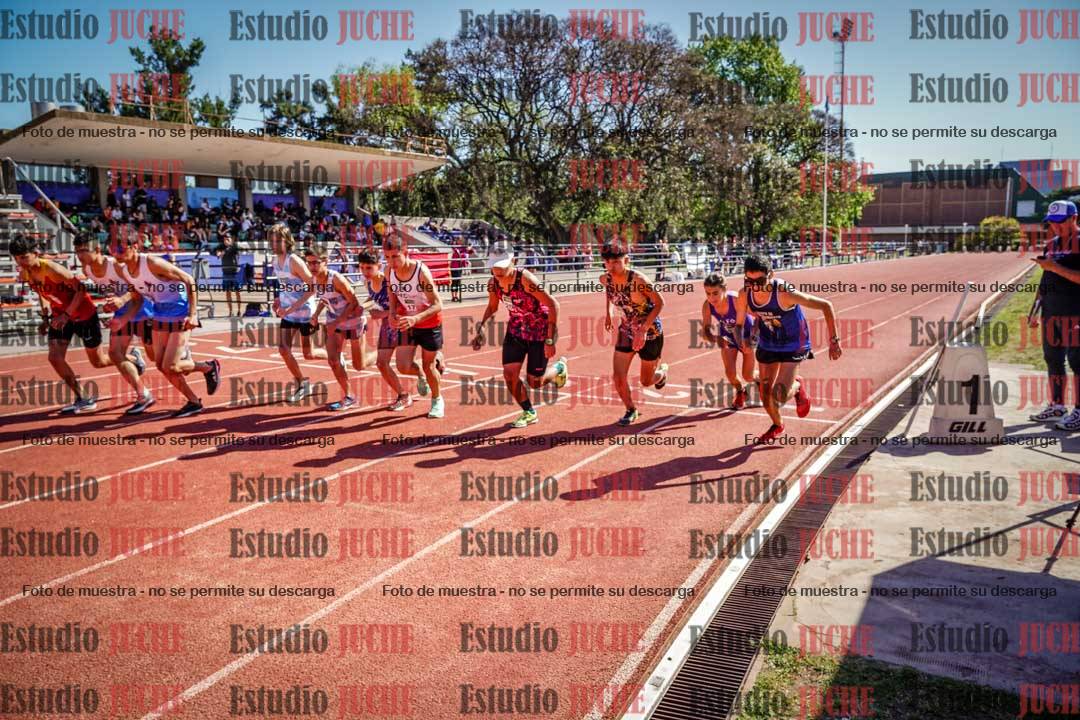 Fotos de los 2400 m de varones