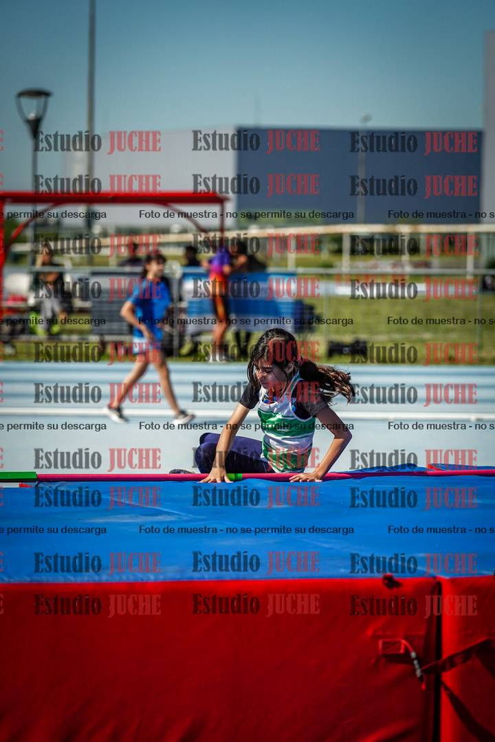 Fotos del salto en alto de mujeres - U12