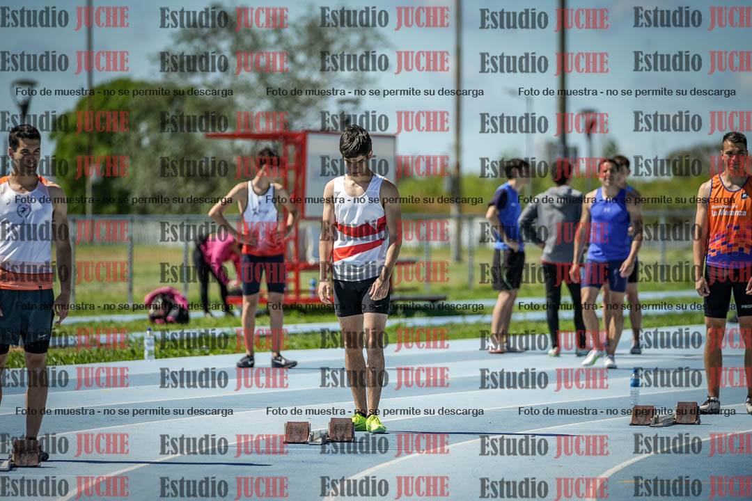Fotos de los 200 m llanos de varones