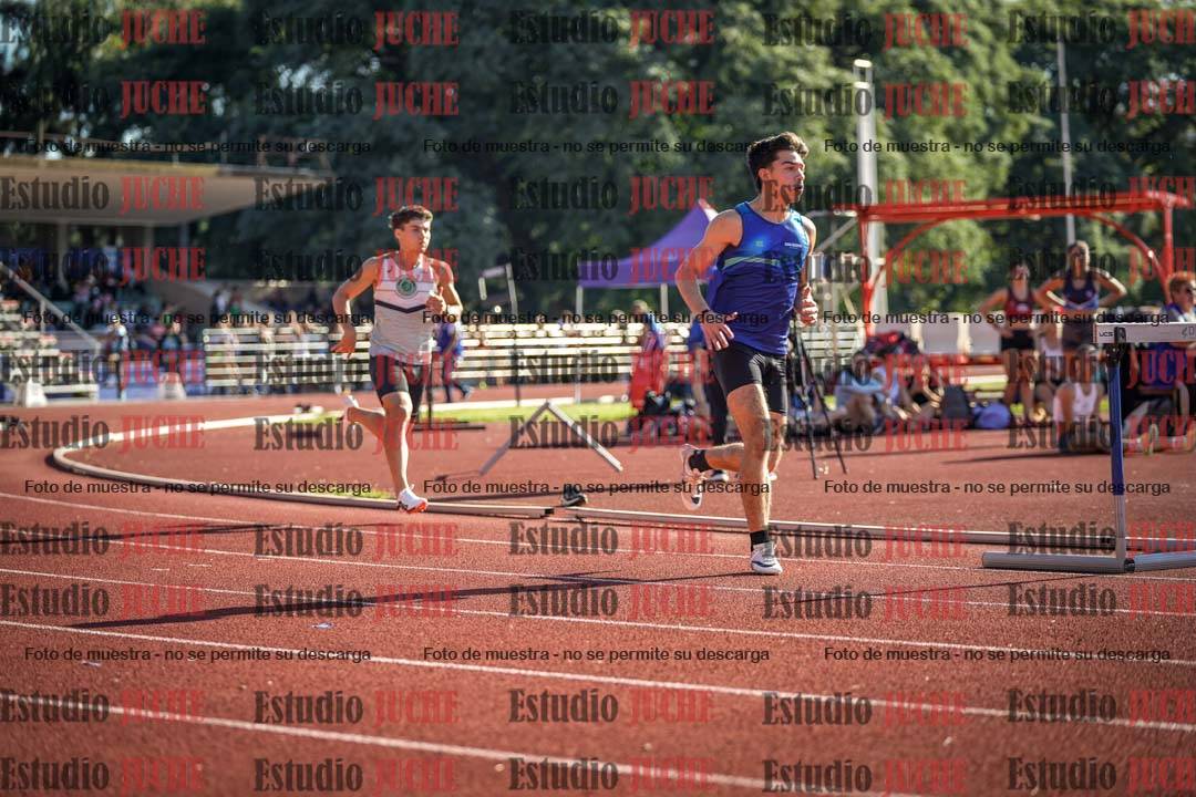 Fotos de los 400 m con vallas de varones
