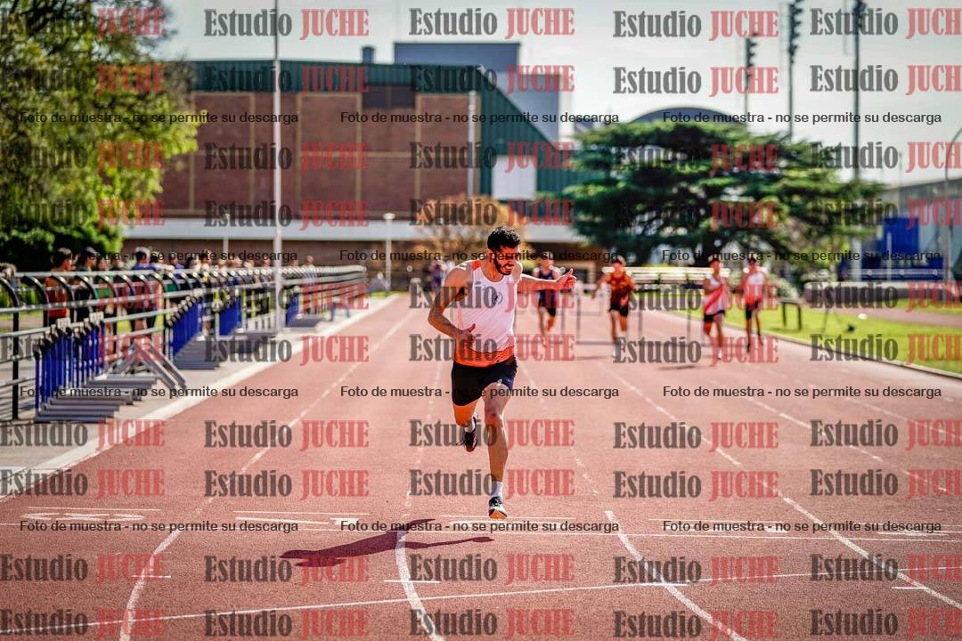 Fotos de los 400 m con vallas de varones