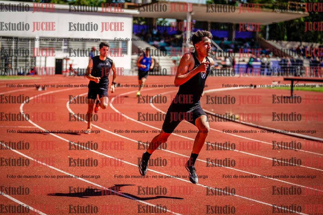 Fotos de los 400 m con vallas de varones