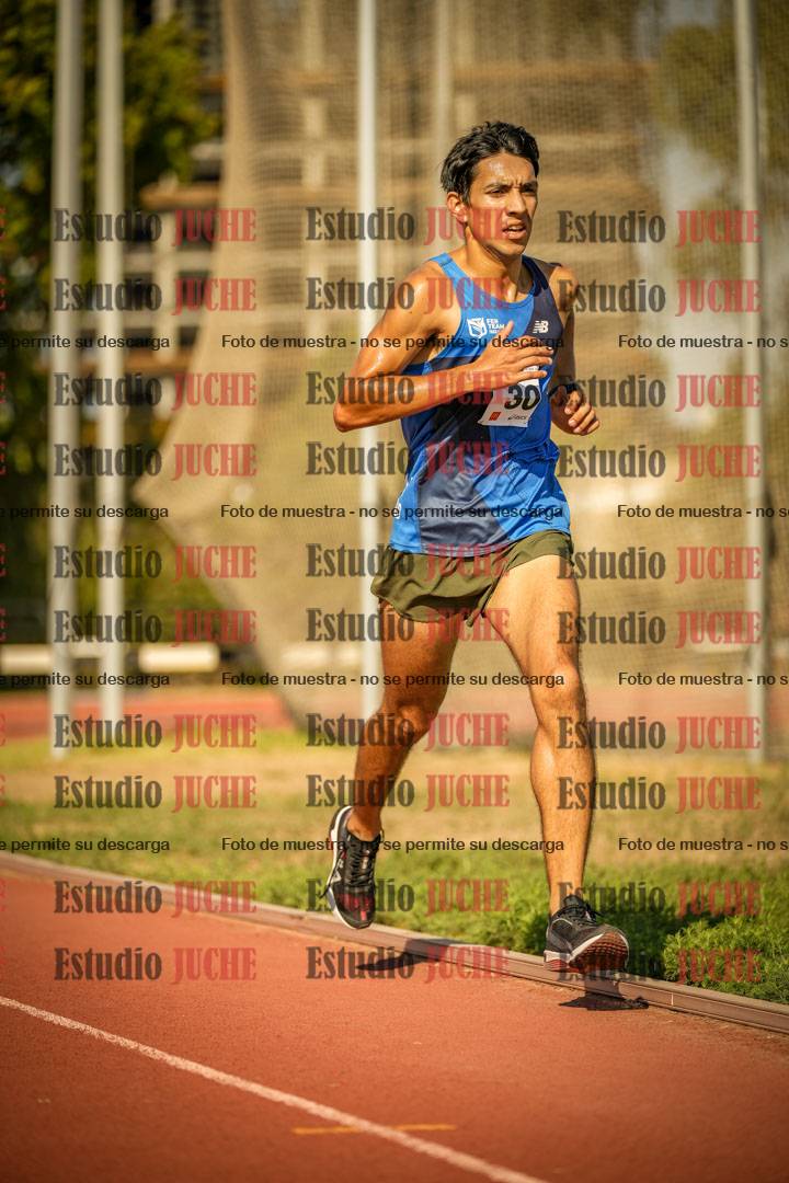 Fotos de los 3000 m llanos de varones