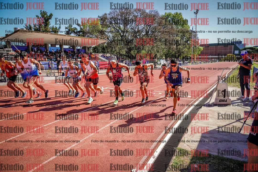 Fotos de los 2400 m de varones