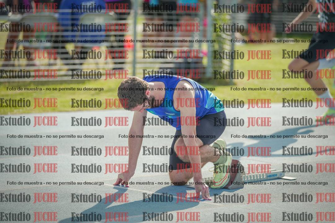 Fotos de los 400 m llanos de varones