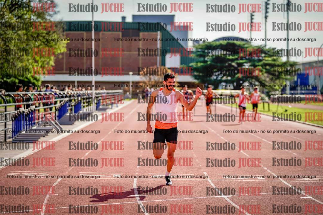 Fotos de los 400 m con vallas de varones