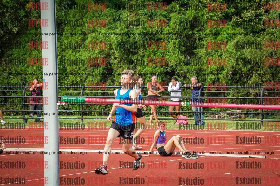 Fotos del salto en alto