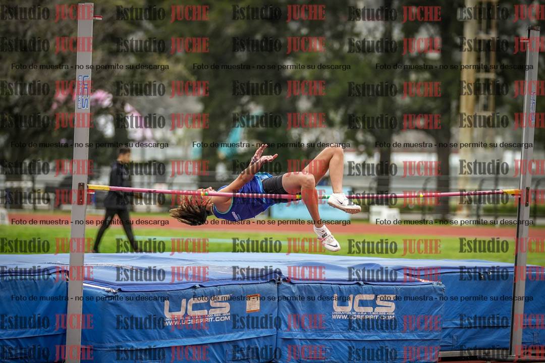Fotos del salto en alto de mujeres y varones - todos los grupos