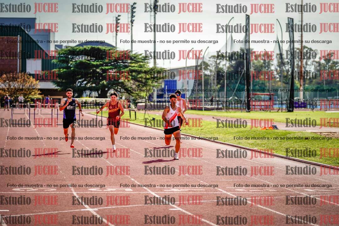 Fotos de los 400 m con vallas de varones