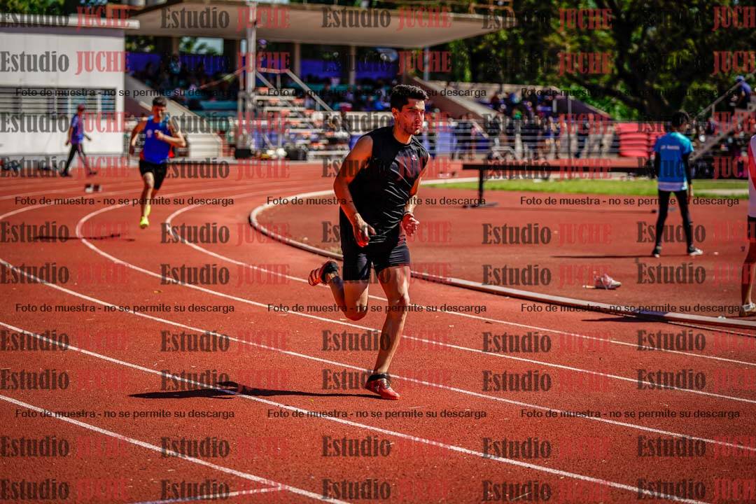 Fotos de los 400 m con vallas de varones