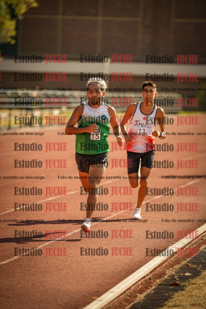 Fotos de los 3000 m llanos de varones