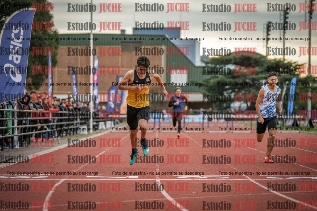 Fotos de los 400 m con vallas de varones