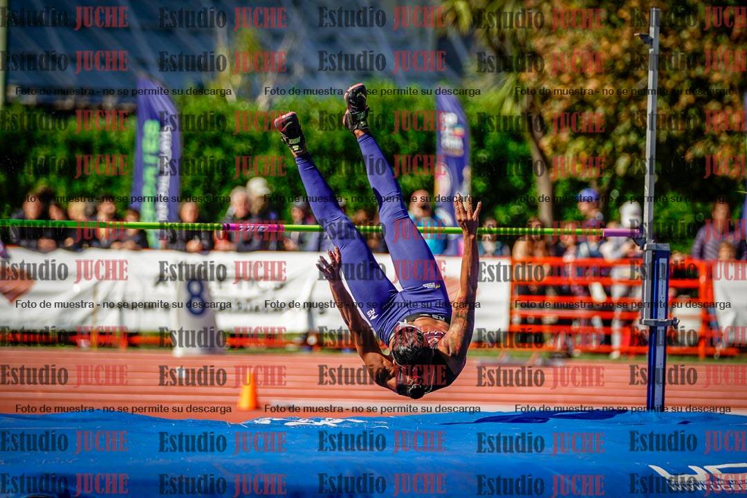 Fotos del salto en alto de mujeres - hepta 2