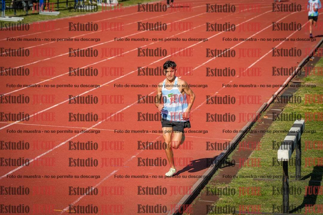 Fotos de los 2400 m llanos de varones