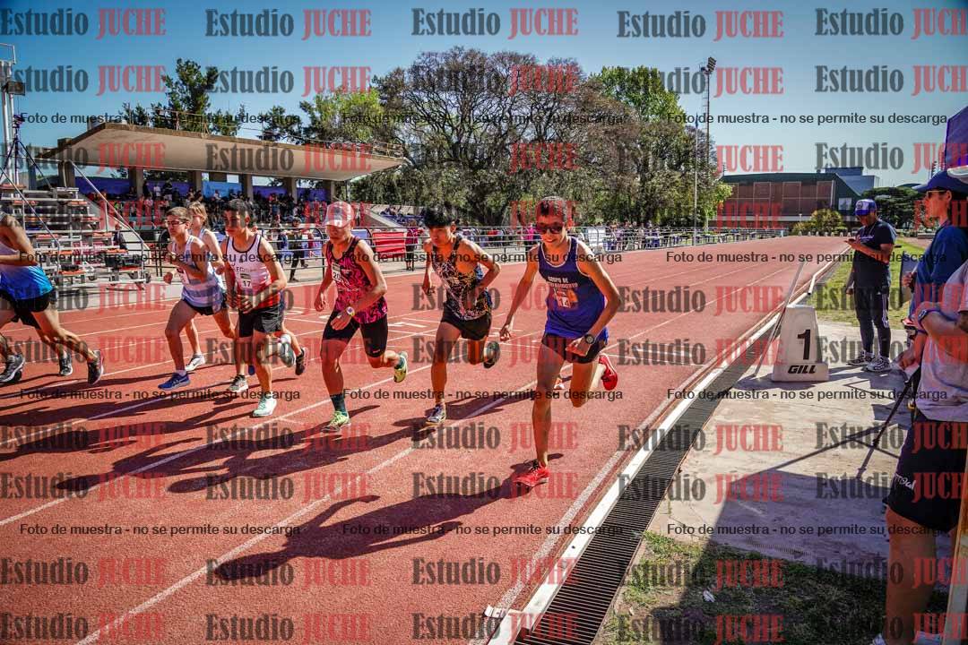 Fotos de los 2400 m de varones