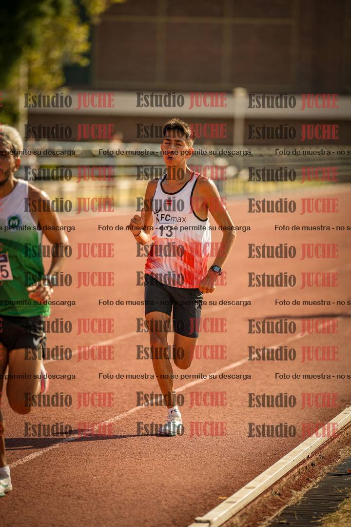 Fotos de los 3000 m llanos de varones