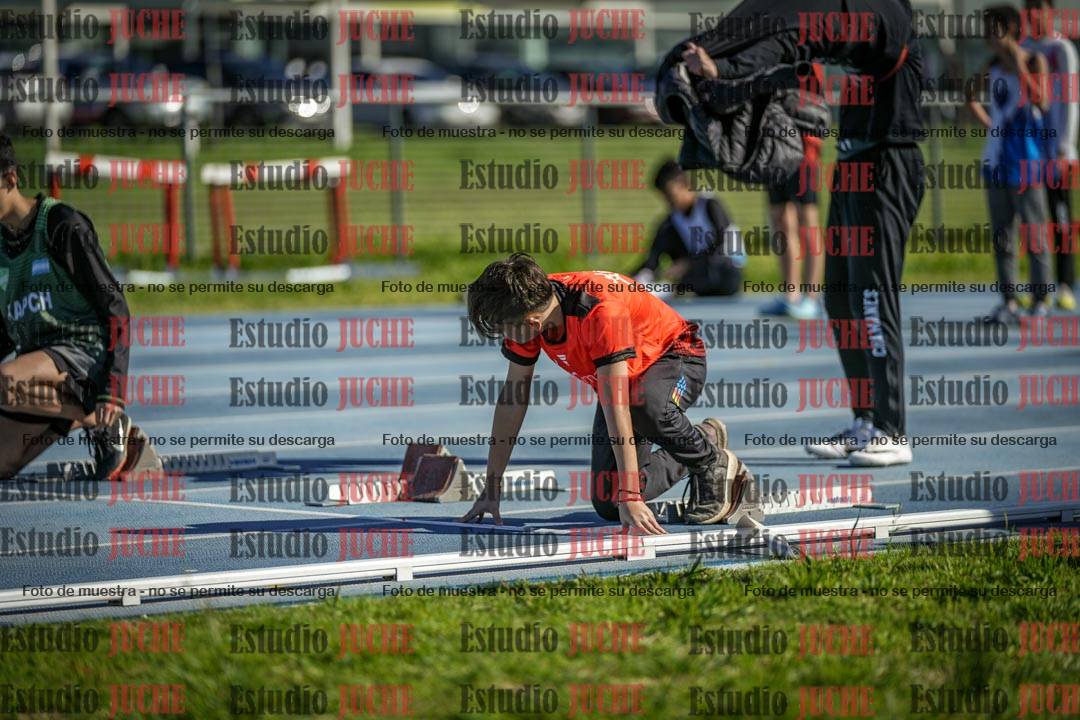 Fotos de los 80 m llanos de varones - U14