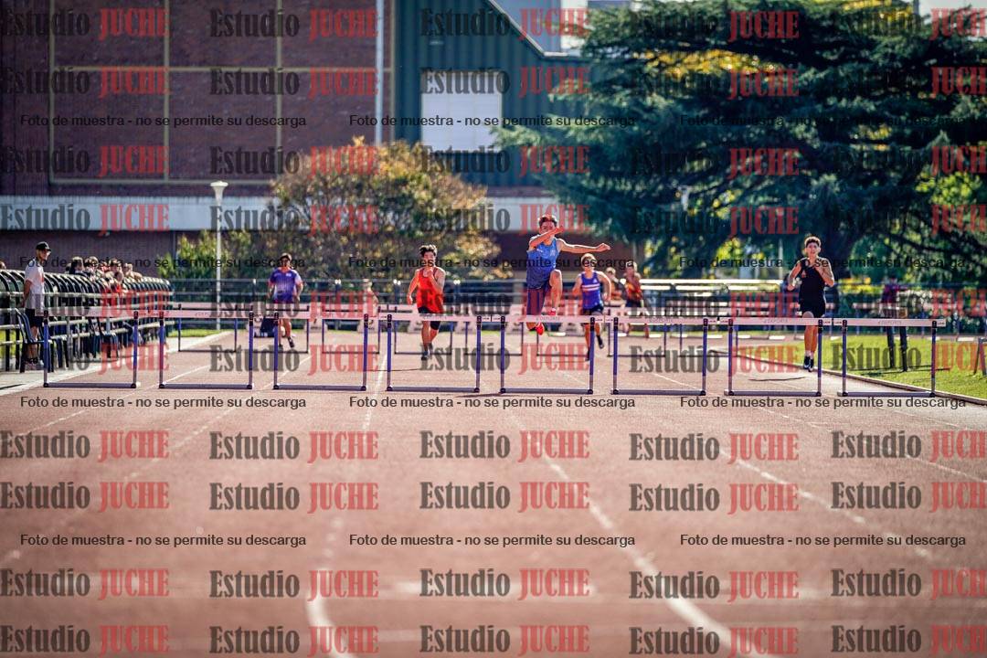 Fotos de los 400 m con vallas de varones