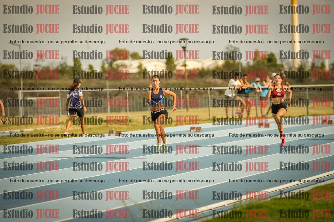 Fotos de los 300 m llanos de mujeres