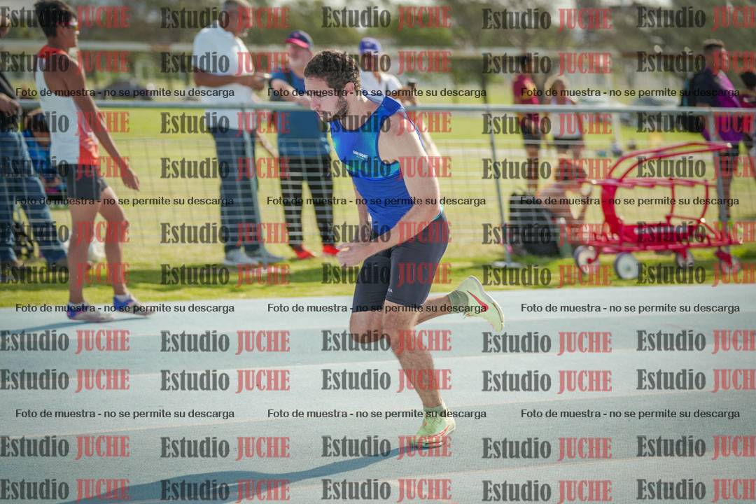 Fotos de los 400 m llanos de varones