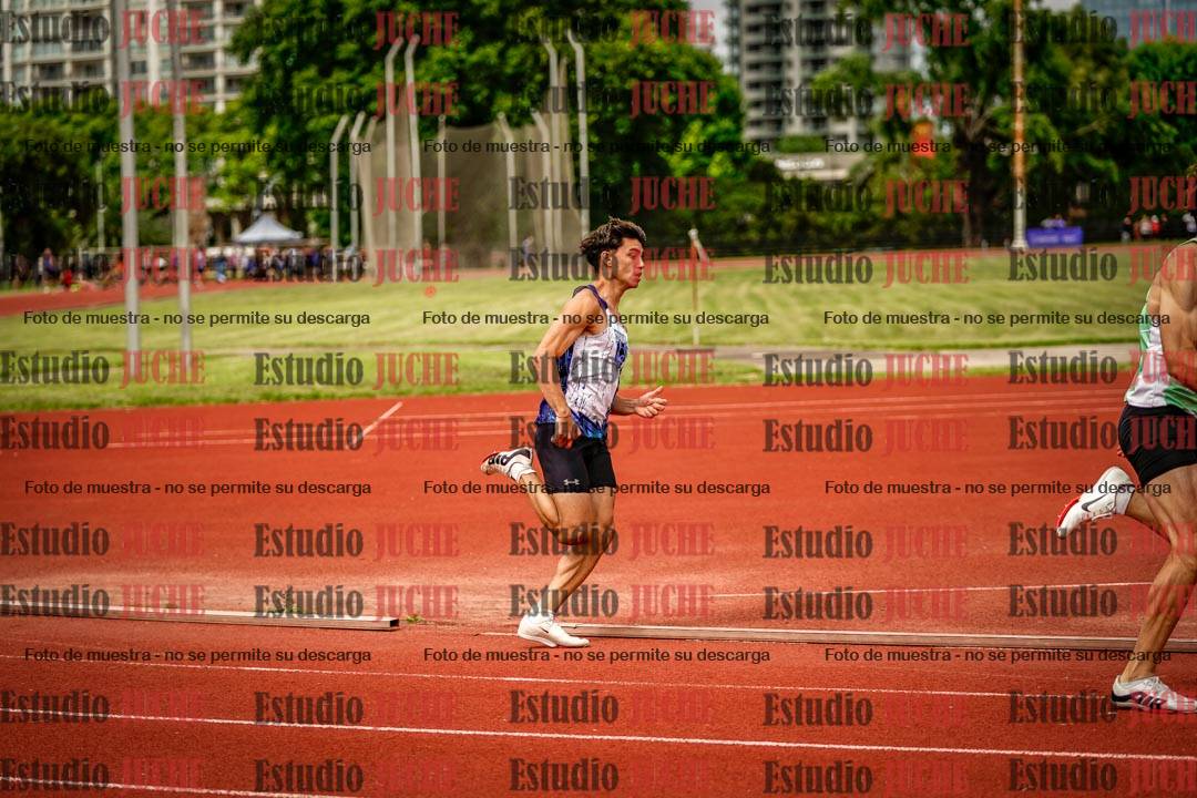 Fotos de los 200 m llanos de varones