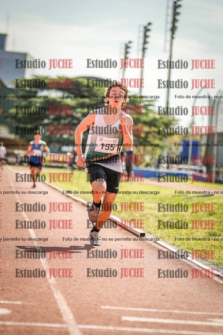Fotos de los 1500 m con obstáculos de varones