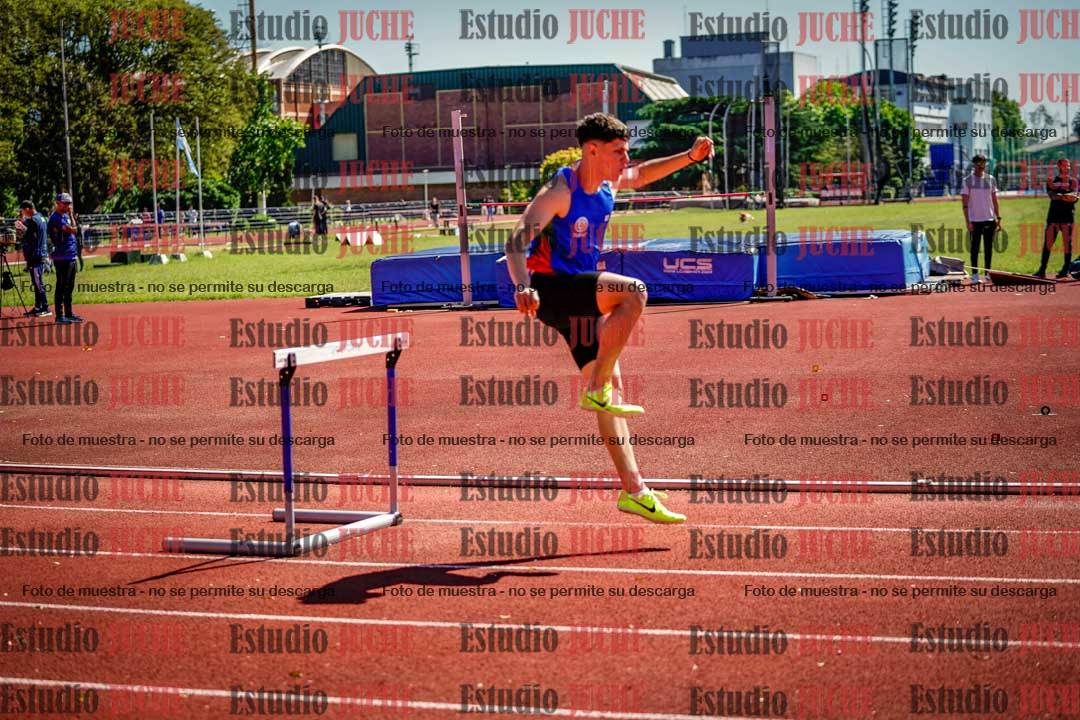 Fotos de los 400 m con vallas de varones